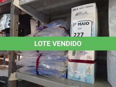 LOTE 227 - 08 TERMÔMETROS E 10 MÁSCARAS. (NO ESTADO) ATENÇÃO! FAZER A VISITAÇÃO ANTES DE ARREMATAR, NÃO SABEMOS SE FUNCIONA. LEILÃO NÃO TEM GARANTIA E NEM DEVOLUÇÃO, SUJEITO A POSSÍVEIS AVARIAS VISÍVEIS/OCULTAS E/OU AUSÊNCIA DE COMPONENTES.