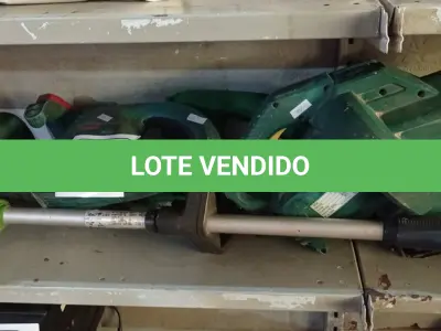 LOTE 230 - 02 PODADORES ELÉTRICOS MARCA BOSCH E 01 ROÇADEIRA DE GRAMA PARA RETIRADA DE PEÇAS. (NO ESTADO) ATENÇÃO! FAZER A VISITAÇÃO ANTES DE ARREMATAR, NÃO SABEMOS SE FUNCIONA. LEILÃO NÃO TEM GARANTIA E NEM DEVOLUÇÃO, SUJEITO A POSSÍVEIS AVARIAS VISÍVEIS/OCULTAS E/OU AUSÊNCIA DE COMPONENTES.