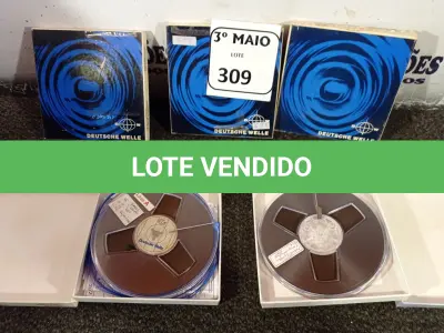 LOTE 309 - 05 CARRETÉIS COM FITAS PARA GRAVADOR DE ROLO. (NO ESTADO) ATENÇÃO! FAZER A VISITAÇÃO ANTES DE ARREMATAR, NÃO SABEMOS SE FUNCIONA. LEILÃO NÃO TEM GARANTIA E NEM DEVOLUÇÃO, SUJEITO A POSSÍVEIS AVARIAS VISÍVEIS/OCULTAS E/OU AUSÊNCIA DE COMPONENTES.