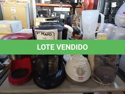 LOTE 250 - 01 LOTE COM ELETRÔNICOS DIVERSOS. (NO ESTADO) ATENÇÃO! FAZER A VISITAÇÃO ANTES DE ARREMATAR, NÃO SABEMOS SE FUNCIONA. LEILÃO NÃO TEM GARANTIA E NEM DEVOLUÇÃO, SUJEITO A POSSÍVEIS AVARIAS VISÍVEIS/OCULTAS E/OU AUSÊNCIA DE COMPONENTES.