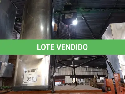 LOTE 057 - 01 BEBEDOURO PARA GARRAFÃO E 01 CORTADOR DE BATATAS. (NO ESTADO) ATENÇÃO! FAZER A VISITAÇÃO ANTES DE ARREMATAR, NÃO SABEMOS SE FUNCIONA. LEILÃO NÃO TEM GARANTIA E NEM DEVOLUÇÃO, SUJEITO A POSSÍVEIS AVARIAS VISÍVEIS/OCULTAS E/OU AUSÊNCIA DE COMPONENTES.