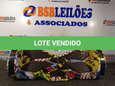 LOTE 324 - 01 HOVERBOARD ELÉTRICO SEM CARREGADOR. (NO ESTADO) ATENÇÃO! FAZER A VISITAÇÃO ANTES DE ARREMATAR, NÃO SABEMOS SE FUNCIONA. LEILÃO NÃO TEM GARANTIA E NEM DEVOLUÇÃO, SUJEITO A POSSÍVEIS AVARIAS VISÍVEIS/OCULTAS E/OU AUSÊNCIA DE COMPONENTES.