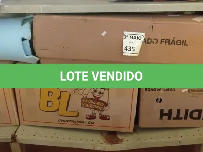LOTE 435 - 01 PISCINA DE BOLINHAS COM APROXIMADAMENTE 500 BOLINHAS MEDINDO 1X1 E 01 TATAME. (NO ESTADO) ATENÇÃO! FAZER A VISITAÇÃO ANTES DE ARREMATAR, NÃO SABEMOS SE FUNCIONA. LEILÃO NÃO TEM GARANTIA E NEM DEVOLUÇÃO, SUJEITO A POSSÍVEIS AVARIAS VISÍVEIS/OCULTAS E/OU AUSÊNCIA DE COMPONENTES.