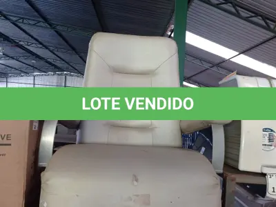 LOTE 108 - 01 CADEIRA DE DESCANSO. (NO ESTADO) ATENÇÃO! FAZER A VISITAÇÃO ANTES DE ARREMATAR, NÃO SABEMOS SE FUNCIONA. LEILÃO NÃO TEM GARANTIA E NEM DEVOLUÇÃO, SUJEITO A POSSÍVEIS AVARIAS VISÍVEIS/OCULTAS E/OU AUSÊNCIA DE COMPONENTES.