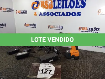 LOTE 127 - 01 LOTE COM 06 FONTES PARA PC E 01 PARAFUSADEIRA SEM FIO 18V MARCA MASTER HOME. (NO ESTADO) ATENÇÃO! FAZER A VISITAÇÃO ANTES DE ARREMATAR, NÃO SABEMOS SE FUNCIONA. LEILÃO NÃO TEM GARANTIA E NEM DEVOLUÇÃO, SUJEITO A POSSÍVEIS AVARIAS VISÍVEIS/OCULTAS E/OU AUSÊNCIA DE COMPONENTES.