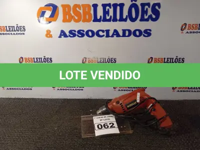 LOTE 062 - 01 PARAFUSADEIRA/FURADEIRA MARCA SCHUZ 220V. (NO ESTADO) ATENÇÃO! FAZER A VISITAÇÃO ANTES DE ARREMATAR, NÃO SABEMOS SE FUNCIONA. LEILÃO NÃO TEM GARANTIA E NEM DEVOLUÇÃO, SUJEITO A POSSÍVEIS AVARIAS VISÍVEIS/OCULTAS E/OU AUSÊNCIA DE COMPONENTES.