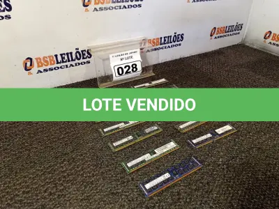 LOTE 028 - 01 LOTE COM 12 MEMÓRIAS PARA SERVIDOR, SENDO 11 DE 16GB E 01 DE 8GB. (NO ESTADO) ATENÇÃO! FAZER A VISITAÇÃO ANTES DE ARREMATAR, NÃO SABEMOS SE FUNCIONA. LEILÃO NÃO TEM GARANTIA E NEM DEVOLUÇÃO, SUJEITO A POSSÍVEIS AVARIAS VISÍVEIS/OCULTAS E/OU AUSÊNCIA DE COMPONENTES.