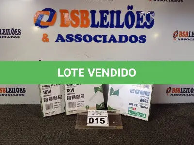 LOTE 015 - 04 LUMINÁRIAS DE LED SOBREPOR QUADRADA 18W 65000K TASHIBRA. (NO ESTADO) ATENÇÃO! FAZER A VISITAÇÃO ANTES DE ARREMATAR, NÃO SABEMOS SE FUNCIONA. LEILÃO NÃO TEM GARANTIA E NEM DEVOLUÇÃO, SUJEITO A POSSÍVEIS AVARIAS VISÍVEIS/OCULTAS E/OU AUSÊNCIA DE COMPONENTES.