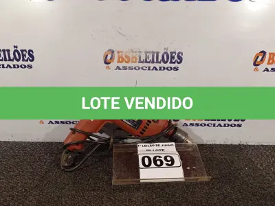 LOTE 069 - 01 PARAFUSADEIRA/FURADEIRA MARCA SCHUZ 220V. (NO ESTADO) ATENÇÃO! FAZER A VISITAÇÃO ANTES DE ARREMATAR, NÃO SABEMOS SE FUNCIONA. LEILÃO NÃO TEM GARANTIA E NEM DEVOLUÇÃO, SUJEITO A POSSÍVEIS AVARIAS VISÍVEIS/OCULTAS E/OU AUSÊNCIA DE COMPONENTES.