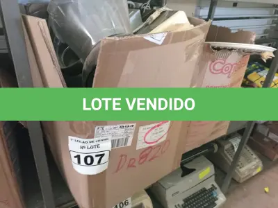 LOTE 107 - 01 LOTE COM UTENSÍLIOS DIVERSOS E VÁRIOS CHUVEIROS ELÉTRICOS. (NO ESTADO) ATENÇÃO! FAZER A VISITAÇÃO ANTES DE ARREMATAR, NÃO SABEMOS SE FUNCIONA. LEILÃO NÃO TEM GARANTIA E NEM DEVOLUÇÃO, SUJEITO A POSSÍVEIS AVARIAS VISÍVEIS/OCULTAS E/OU AUSÊNCIA DE COMPONENTES.