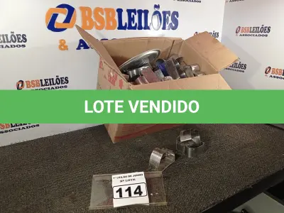 LOTE 114 - 01 LOTE COM FORMAS DE ASSAR EM FORMATO DE LETRA. (NO ESTADO) ATENÇÃO! FAZER A VISITAÇÃO ANTES DE ARREMATAR, NÃO SABEMOS SE FUNCIONA. LEILÃO NÃO TEM GARANTIA E NEM DEVOLUÇÃO, SUJEITO A POSSÍVEIS AVARIAS VISÍVEIS/OCULTAS E/OU AUSÊNCIA DE COMPONENTES.