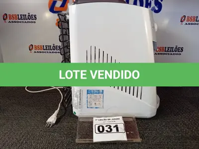 LOTE 031 - 01 PURIFICADOR DE ÁGUA REFRIGERADA MARCA COLORMAQ 220V. (NO ESTADO) ATENÇÃO! FAZER A VISITAÇÃO ANTES DE ARREMATAR, NÃO SABEMOS SE FUNCIONA. LEILÃO NÃO TEM GARANTIA E NEM DEVOLUÇÃO, SUJEITO A POSSÍVEIS AVARIAS VISÍVEIS/OCULTAS E/OU AUSÊNCIA DE COMPONENTES.