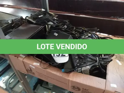 LOTE 132 - 01 LOTE COM CABOS DE VÍDEO, APARELHOS TELEFÔNICOS E FONTES DE ENERGIA, SENDO 03 DE 500W. (NO ESTADO) ATENÇÃO! FAZER A VISITAÇÃO ANTES DE ARREMATAR, NÃO SABEMOS SE FUNCIONA. LEILÃO NÃO TEM GARANTIA E NEM DEVOLUÇÃO, SUJEITO A POSSÍVEIS AVARIAS VISÍVEIS/OCULTAS E/OU AUSÊNCIA DE COMPONENTES.