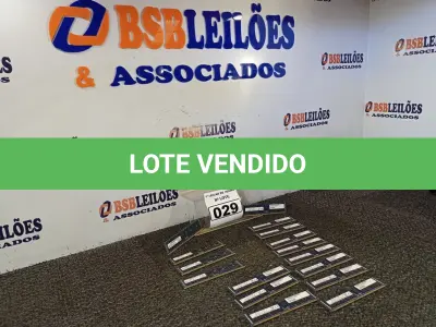 LOTE 029 - 01 LOTE COM 16 MEMÓRIAS PARA SERVIDOR, SENDO 12 DE 16GB E 04 DE 8GB. (NO ESTADO) ATENÇÃO! FAZER A VISITAÇÃO ANTES DE ARREMATAR, NÃO SABEMOS SE FUNCIONA. LEILÃO NÃO TEM GARANTIA E NEM DEVOLUÇÃO, SUJEITO A POSSÍVEIS AVARIAS VISÍVEIS/OCULTAS E/OU AUSÊNCIA DE COMPONENTES.