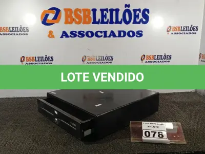 LOTE 078 - 01 CAIXA REGISTRADORA PARA DINHEIRO MANUAL. (NO ESTADO) ATENÇÃO! FAZER A VISITAÇÃO ANTES DE ARREMATAR, NÃO SABEMOS SE FUNCIONA. LEILÃO NÃO TEM GARANTIA E NEM DEVOLUÇÃO, SUJEITO A POSSÍVEIS AVARIAS VISÍVEIS/OCULTAS E/OU AUSÊNCIA DE COMPONENTES.
