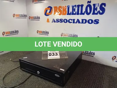 LOTE 033 - 01 CAIXA REGISTRADORA PARA DINHEIRO MANUAL. (NO ESTADO) ATENÇÃO! FAZER A VISITAÇÃO ANTES DE ARREMATAR, NÃO SABEMOS SE FUNCIONA. LEILÃO NÃO TEM GARANTIA E NEM DEVOLUÇÃO, SUJEITO A POSSÍVEIS AVARIAS VISÍVEIS/OCULTAS E/OU AUSÊNCIA DE COMPONENTES.