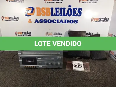 LOTE 099 - 01 APARELHO DE SOM 3X1 ANTIGO MARCA SHARP MODELO SG-12B. (NO ESTADO) ATENÇÃO! FAZER A VISITAÇÃO ANTES DE ARREMATAR, NÃO SABEMOS SE FUNCIONA. LEILÃO NÃO TEM GARANTIA E NEM DEVOLUÇÃO, SUJEITO A POSSÍVEIS AVARIAS VISÍVEIS/OCULTAS E/OU AUSÊNCIA DE COMPONENTES.