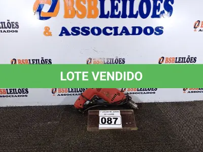 LOTE 087 - 01 PARAFUSADEIRA/FURADEIRA MARCA SCHUZ 220V. (NO ESTADO) ATENÇÃO! FAZER A VISITAÇÃO ANTES DE ARREMATAR, NÃO SABEMOS SE FUNCIONA. LEILÃO NÃO TEM GARANTIA E NEM DEVOLUÇÃO, SUJEITO A POSSÍVEIS AVARIAS VISÍVEIS/OCULTAS E/OU AUSÊNCIA DE COMPONENTES.