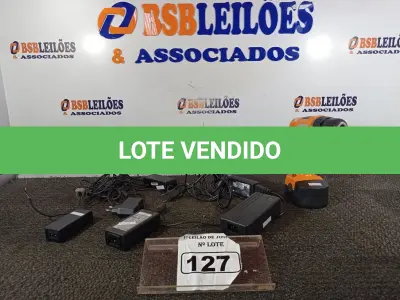 LOTE 127 - 01 LOTE COM 06 FONTES PARA PC E 01 PARAFUSADEIRA SEM FIO 18V MARCA MASTER HOME. (NO ESTADO) ATENÇÃO! FAZER A VISITAÇÃO ANTES DE ARREMATAR, NÃO SABEMOS SE FUNCIONA. LEILÃO NÃO TEM GARANTIA E NEM DEVOLUÇÃO, SUJEITO A POSSÍVEIS AVARIAS VISÍVEIS/OCULTAS E/OU AUSÊNCIA DE COMPONENTES.