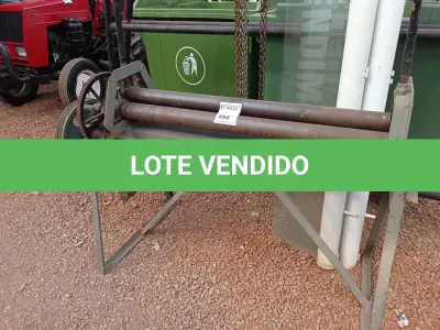 LOTE 484 - 01 CALANDRA DE 1M DE LARGURA. (NO ESTADO) ATENÇÃO! FAZER A VISITAÇÃO ANTES DE ARREMATAR, NÃO SABEMOS SE FUNCIONA. LEILÃO NÃO TEM GARANTIA E NEM DEVOLUÇÃO, SUJEITO A POSSÍVEIS AVARIAS VISÍVEIS/OCULTAS E/OU AUSÊNCIA DE COMPONENTES.