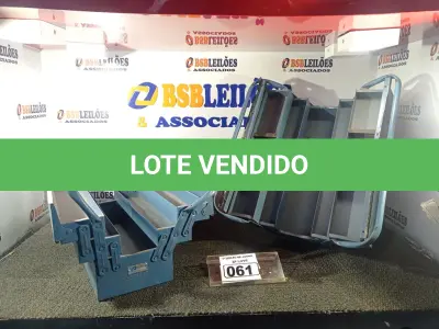 LOTE 061 - 02 MALETAS DE FERRAMENTAS VAZIAS. (NO ESTADO) ATENÇÃO! FAZER A VISITAÇÃO ANTES DE ARREMATAR, NÃO SABEMOS SE FUNCIONA. LEILÃO NÃO TEM GARANTIA E NEM DEVOLUÇÃO, SUJEITO A POSSÍVEIS AVARIAS VISÍVEIS/OCULTAS E/OU AUSÊNCIA DE COMPONENTES.