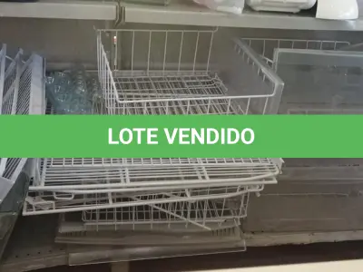 LOTE 426 - 01 LOTE COM GRANDE QUANTIDADE DE GAVETAS E GRADES PARA GELADEIRA E FREEZER. (NO ESTADO) ATENÇÃO! FAZER A VISITAÇÃO ANTES DE ARREMATAR, NÃO SABEMOS SE FUNCIONA. LEILÃO NÃO TEM GARANTIA E NEM DEVOLUÇÃO, SUJEITO A POSSÍVEIS AVARIAS VISÍVEIS/OCULTAS E/OU AUSÊNCIA DE COMPONENTES.