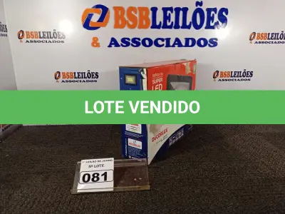 LOTE 081 - 01 REFLETOR DE SUPER LED 200W BIVOLT E DURAÇÃO DE 20.000 HORAS 6.000K MARCA DECORLUX. (NOVO) (NO ESTADO) ATENÇÃO! FAZER A VISITAÇÃO ANTES DE ARREMATAR, NÃO SABEMOS SE FUNCIONA. LEILÃO NÃO TEM GARANTIA E NEM DEVOLUÇÃO, SUJEITO A POSSÍVEIS AVARIAS VISÍVEIS/OCULTAS E/OU AUSÊNCIA DE COMPONENTES.
