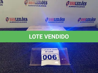 LOTE 006 - 01 PROJETOR MARCA EPSON H428A.(LIGANDO) (NO ESTADO) ATENÇÃO! FAZER A VISITAÇÃO ANTES DE ARREMATAR, NÃO SABEMOS SE FUNCIONA. LEILÃO NÃO TEM GARANTIA E NEM DEVOLUÇÃO, SUJEITO A POSSÍVEIS AVARIAS VISÍVEIS/OCULTAS E/OU AUSÊNCIA DE COMPONENTES.