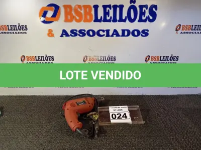 LOTE 024 - 01 PARAFUSADEIRA/FURADEIRA MARCA SCHUZ 220V. (NO ESTADO) ATENÇÃO! FAZER A VISITAÇÃO ANTES DE ARREMATAR, NÃO SABEMOS SE FUNCIONA. LEILÃO NÃO TEM GARANTIA E NEM DEVOLUÇÃO, SUJEITO A POSSÍVEIS AVARIAS VISÍVEIS/OCULTAS E/OU AUSÊNCIA DE COMPONENTES.