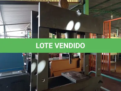LOTE 476 - 01 PRENSA HIDRÁULICA COM CAPACIDADE DE 30 TONELADAS. (NO ESTADO) ATENÇÃO! FAZER A VISITAÇÃO ANTES DE ARREMATAR, NÃO SABEMOS SE FUNCIONA. LEILÃO NÃO TEM GARANTIA E NEM DEVOLUÇÃO, SUJEITO A POSSÍVEIS AVARIAS VISÍVEIS/OCULTAS E/OU AUSÊNCIA DE COMPONENTES.