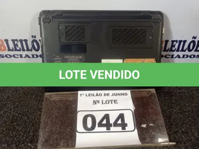 LOTE 044 - 01NETBOK POSITIVO MOBO BLACK 3020 SEM FONTE. (LIGANDO) (NO ESTADO) ATENÇÃO! FAZER A VISITAÇÃO ANTES DE ARREMATAR, NÃO SABEMOS SE FUNCIONA. LEILÃO NÃO TEM GARANTIA E NEM DEVOLUÇÃO, SUJEITO A POSSÍVEIS AVARIAS VISÍVEIS/OCULTAS E/OU AUSÊNCIA DE COMPONENTES.
