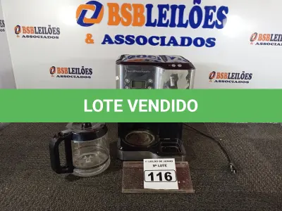 LOTE 116 - 01 CAFETEIRA HAMILTON. (NO ESTADO) ATENÇÃO! FAZER A VISITAÇÃO ANTES DE ARREMATAR, NÃO SABEMOS SE FUNCIONA. LEILÃO NÃO TEM GARANTIA E NEM DEVOLUÇÃO, SUJEITO A POSSÍVEIS AVARIAS VISÍVEIS/OCULTAS E/OU AUSÊNCIA DE COMPONENTES.