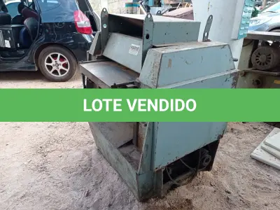 LOTE 483 - 01 DESENGROSSADEIRA PARA MARCENARIA COM BOCA DE 40 MARCA INVICTA. (NO ESTADO) ATENÇÃO! FAZER A VISITAÇÃO ANTES DE ARREMATAR, NÃO SABEMOS SE FUNCIONA. LEILÃO NÃO TEM GARANTIA E NEM DEVOLUÇÃO, SUJEITO A POSSÍVEIS AVARIAS VISÍVEIS/OCULTAS E/OU AUSÊNCIA DE COMPONENTES.