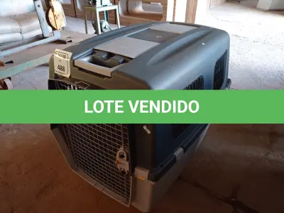 LOTE 488 - 01 CAIXA DE TRANSPORTE PARA PET. (NO ESTADO) ATENÇÃO! FAZER A VISITAÇÃO ANTES DE ARREMATAR, NÃO SABEMOS SE FUNCIONA. LEILÃO NÃO TEM GARANTIA E NEM DEVOLUÇÃO, SUJEITO A POSSÍVEIS AVARIAS VISÍVEIS/OCULTAS E/OU AUSÊNCIA DE COMPONENTES.