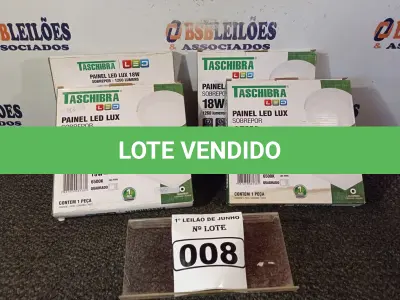 LOTE 008 - 04 LUMINÁRIAS DE LED SOBREPOR QUADRADA 240V, 18W E 6500K MARCA DECORLUX. (NO ESTADO) ATENÇÃO! FAZER A VISITAÇÃO ANTES DE ARREMATAR, NÃO SABEMOS SE FUNCIONA. LEILÃO NÃO TEM GARANTIA E NEM DEVOLUÇÃO, SUJEITO A POSSÍVEIS AVARIAS VISÍVEIS/OCULTAS E/OU AUSÊNCIA DE COMPONENTES.