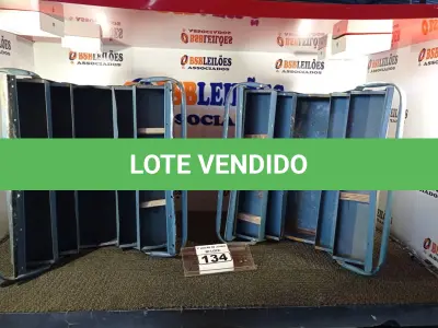 LOTE 134 - 02 MALETAS DE FERRAMENTAS VAZIAS. (NO ESTADO) ATENÇÃO! FAZER A VISITAÇÃO ANTES DE ARREMATAR, NÃO SABEMOS SE FUNCIONA. LEILÃO NÃO TEM GARANTIA E NEM DEVOLUÇÃO, SUJEITO A POSSÍVEIS AVARIAS VISÍVEIS/OCULTAS E/OU AUSÊNCIA DE COMPONENTES.