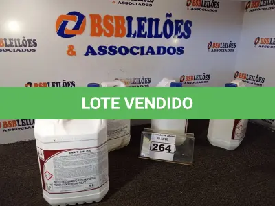 LOTE 264 - 04 GALÕES DE DESINFETANTE PARA INDÚSTRIA ALIMENTÍCIA E AFINS, EXCLUSIVAMENTE PARA USO PROFISSIONAL. CADA GALÃO CONTÉM 5 LITROS. (NO ESTADO) ATENÇÃO! FAZER A VISITAÇÃO ANTES DE ARREMATAR, NÃO SABEMOS SE FUNCIONA. LEILÃO NÃO TEM GARANTIA E NEM DEVOLUÇÃO, SUJEITO A POSSÍVEIS AVARIAS VISÍVEIS/OCULTAS E/OU AUSÊNCIA DE COMPONENTES.