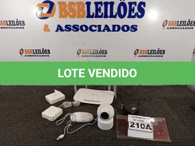 LOTE 210 - 01 ROTEADOR TP-LINK 04 ANTENAS, 01 MOUSE, 01 FONTE PARA MACBOOK, 01 ROTEADOR E 01 CÂMERA IP DE SEGURANÇA IMILAB XIAOMI BRANCA.  (NO ESTADO) ATENÇÃO! FAZER A VISITAÇÃO ANTES DE ARREMATAR, NÃO SABEMOS SE FUNCIONA. LEILÃO NÃO TEM GARANTIA E NEM DEVOLUÇÃO, SUJEITO A POSSÍVEIS AVARIAS VISÍVEIS/OCULTAS E/OU AUSÊNCIA DE COMPONENTES.