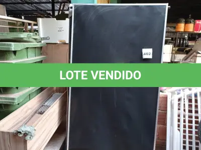 LOTE 402 - 03 PLACAS DE AQUECEDOR SOLAR. (NO ESTADO) ATENÇÃO! FAZER A VISITAÇÃO ANTES DE ARREMATAR, NÃO SABEMOS SE FUNCIONA. LEILÃO NÃO TEM GARANTIA E NEM DEVOLUÇÃO, SUJEITO A POSSÍVEIS AVARIAS VISÍVEIS/OCULTAS E/OU AUSÊNCIA DE COMPONENTES.