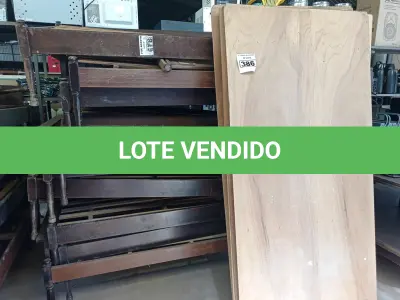 LOTE 386 - 01 LOTE COM GRANDE QUANTIDADE DE CAMAS DE SOLTEIRO EM IMBUIA SEM COLCHÃO. (NO ESTADO) ATENÇÃO! FAZER A VISITAÇÃO ANTES DE ARREMATAR, NÃO SABEMOS SE FUNCIONA. LEILÃO NÃO TEM GARANTIA E NEM DEVOLUÇÃO, SUJEITO A POSSÍVEIS AVARIAS VISÍVEIS/OCULTAS E/OU AUSÊNCIA DE COMPONENTES.