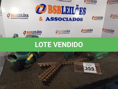 LOTE 355 - 02 APARADORES DE CERCA ELÉTRICA COM AVARIAS E 01 SUCATA DE SOPRADOR. (NO ESTADO) ATENÇÃO! FAZER A VISITAÇÃO ANTES DE ARREMATAR, NÃO SABEMOS SE FUNCIONA. LEILÃO NÃO TEM GARANTIA E NEM DEVOLUÇÃO, SUJEITO A POSSÍVEIS AVARIAS VISÍVEIS/OCULTAS E/OU AUSÊNCIA DE COMPONENTES.