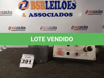 LOTE 391 - 01 TRANSFORMADOR E VARIADOR DE VOLTAGEM E 01 QUADRO ELÉTRICO DE COMANDO. (NO ESTADO) ATENÇÃO! FAZER A VISITAÇÃO ANTES DE ARREMATAR, NÃO SABEMOS SE FUNCIONA. LEILÃO NÃO TEM GARANTIA E NEM DEVOLUÇÃO, SUJEITO A POSSÍVEIS AVARIAS VISÍVEIS/OCULTAS E/OU AUSÊNCIA DE COMPONENTES.