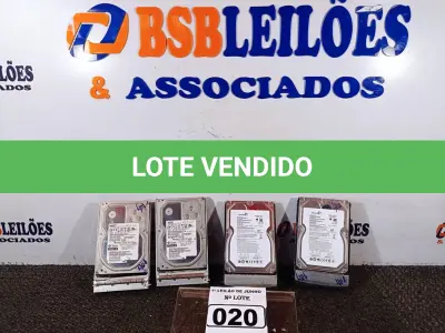 LOTE 020 - 04 HD’S PARA SERVIDOR, SENDO 02 DE 1TB E 02 DE 4TB. (NO ESTADO) ATENÇÃO! FAZER A VISITAÇÃO ANTES DE ARREMATAR, NÃO SABEMOS SE FUNCIONA. LEILÃO NÃO TEM GARANTIA E NEM DEVOLUÇÃO, SUJEITO A POSSÍVEIS AVARIAS VISÍVEIS/OCULTAS E/OU AUSÊNCIA DE COMPONENTES.