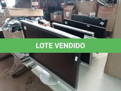 LOTE 192 - 09 MONITORES LCD MARCAS E MODELOS DIVERSOS PARA RETIRADA DE PEÇAS. (NO ESTADO) ATENÇÃO! FAZER A VISITAÇÃO ANTES DE ARREMATAR, NÃO SABEMOS SE FUNCIONA. LEILÃO NÃO TEM GARANTIA E NEM DEVOLUÇÃO, SUJEITO A POSSÍVEIS AVARIAS VISÍVEIS/OCULTAS E/OU AUSÊNCIA DE COMPONENTES.
