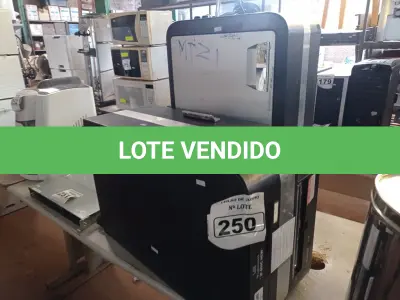 LOTE 250 - 02 FRAGMENTADORAS DE PAPEL. (NO ESTADO) ATENÇÃO! FAZER A VISITAÇÃO ANTES DE ARREMATAR, NÃO SABEMOS SE FUNCIONA. LEILÃO NÃO TEM GARANTIA E NEM DEVOLUÇÃO, SUJEITO A POSSÍVEIS AVARIAS VISÍVEIS/OCULTAS E/OU AUSÊNCIA DE COMPONENTES.
