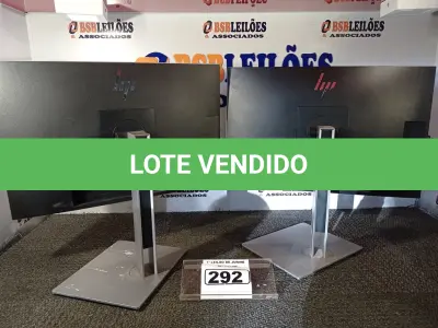 LOTE 292 - 02 MONITORES MARCA HP COM AVARIAS. (LIGANDO MAS COM A TELA QUEBRADA)(NO ESTADO) ATENÇÃO! FAZER A VISITAÇÃO ANTES DE ARREMATAR, NÃO SABEMOS SE FUNCIONA. LEILÃO NÃO TEM GARANTIA E NEM DEVOLUÇÃO, SUJEITO A POSSÍVEIS AVARIAS VISÍVEIS/OCULTAS E/OU AUSÊNCIA DE COMPONENTES.