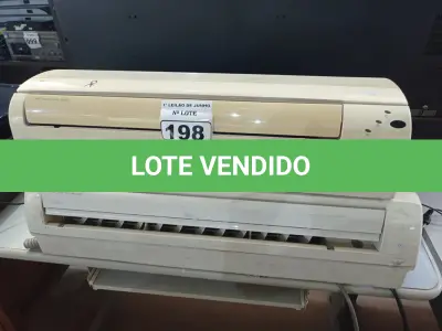 LOTE 198 - 02 EVAPORADORAS MARCA GREE E 01 MARCA TRANE. (NO ESTADO) ATENÇÃO! FAZER A VISITAÇÃO ANTES DE ARREMATAR, NÃO SABEMOS SE FUNCIONA. LEILÃO NÃO TEM GARANTIA E NEM DEVOLUÇÃO, SUJEITO A POSSÍVEIS AVARIAS VISÍVEIS/OCULTAS E/OU AUSÊNCIA DE COMPONENTES.