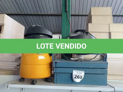 LOTE 268 - 01 MALETA DE FERRAMENTAS VAZIA E 01 ASPIRADOR DE PÓ INCOMPLETO. (NO ESTADO) ATENÇÃO! FAZER A VISITAÇÃO ANTES DE ARREMATAR, NÃO SABEMOS SE FUNCIONA. LEILÃO NÃO TEM GARANTIA E NEM DEVOLUÇÃO, SUJEITO A POSSÍVEIS AVARIAS VISÍVEIS/OCULTAS E/OU AUSÊNCIA DE COMPONENTES.