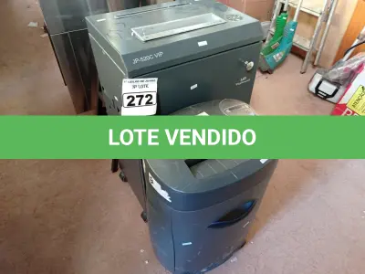 LOTE 272 - 02 FRAGMENTADORAS DE PAPEL SENDO 01 JP-520C VIP. (NO ESTADO) ATENÇÃO! FAZER A VISITAÇÃO ANTES DE ARREMATAR, NÃO SABEMOS SE FUNCIONA. LEILÃO NÃO TEM GARANTIA E NEM DEVOLUÇÃO, SUJEITO A POSSÍVEIS AVARIAS VISÍVEIS/OCULTAS E/OU AUSÊNCIA DE COMPONENTES.