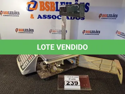 LOTE 239 - 01 BALANÇA COM CAPACIDADE MÁXIMA DE 15 KG MARCA FILIZOLA. (NO ESTADO) ATENÇÃO! FAZER A VISITAÇÃO ANTES DE ARREMATAR, NÃO SABEMOS SE FUNCIONA. LEILÃO NÃO TEM GARANTIA E NEM DEVOLUÇÃO, SUJEITO A POSSÍVEIS AVARIAS VISÍVEIS/OCULTAS E/OU AUSÊNCIA DE COMPONENTES.